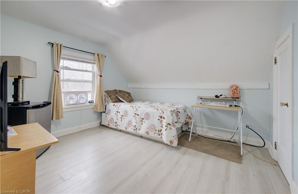 76 Brentwood Avenue Property Photo 19