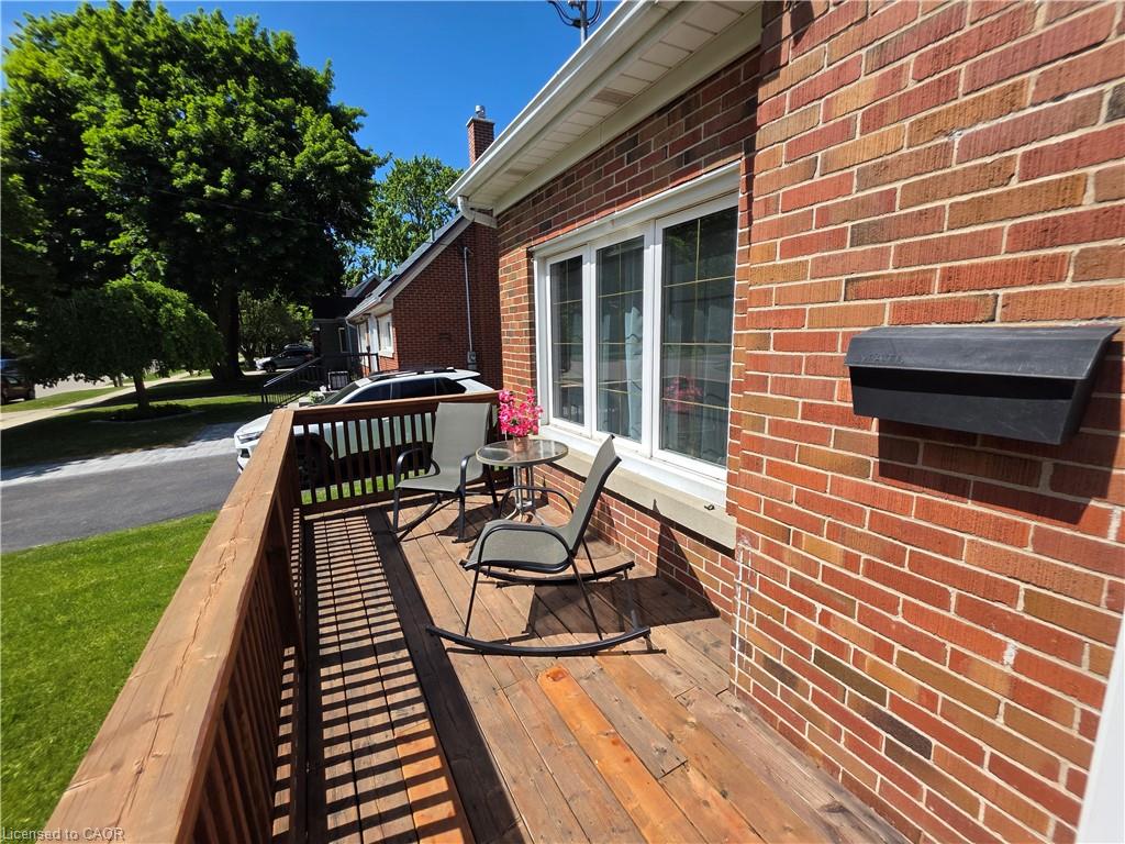 76 Brentwood Avenue Property Photo 29