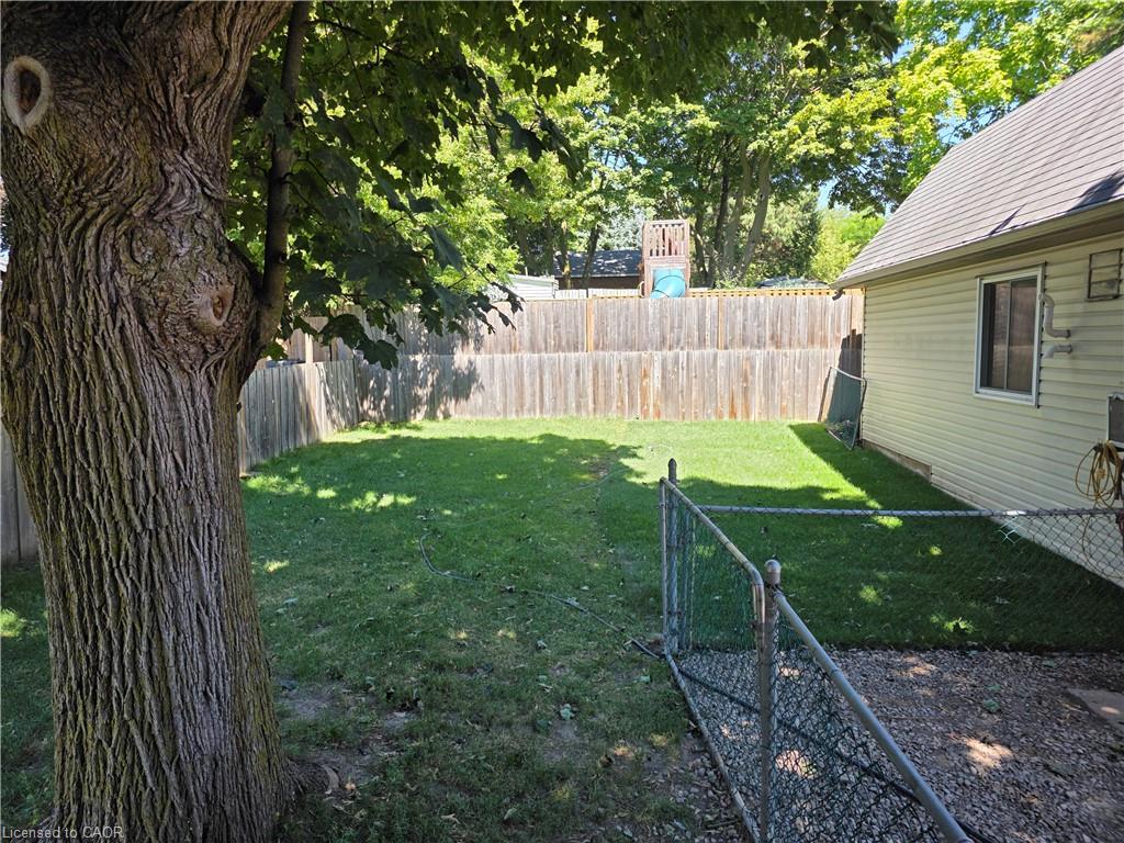 76 Brentwood Avenue Property Photo 38