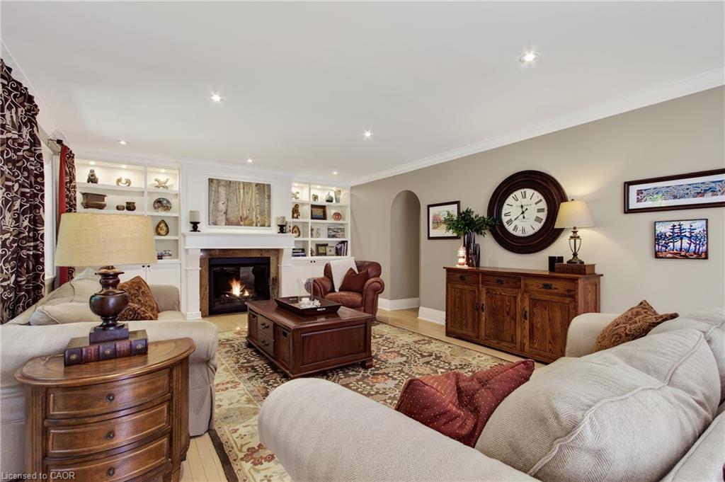1391 Queen Victoria Avenue Property Photo 7