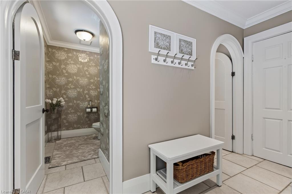 1391 Queen Victoria Avenue Property Photo 23