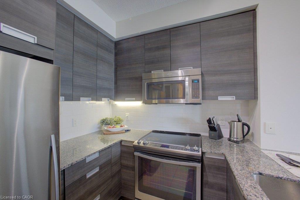 1601-75 Eglinton Avenue W Property Photo 6