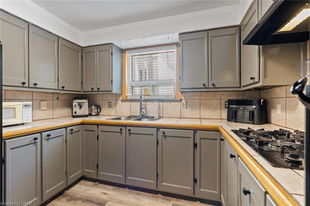24 Bramhall Circle Property Photo 12
