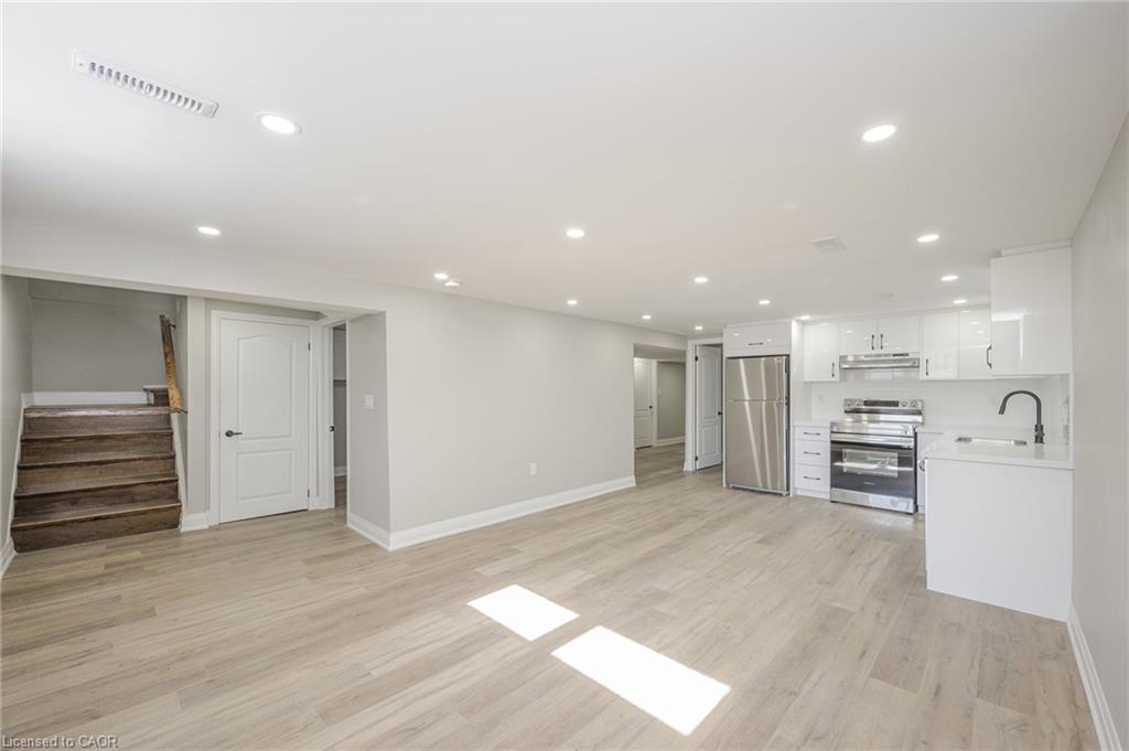 144 East 44th Street Property Photo 7