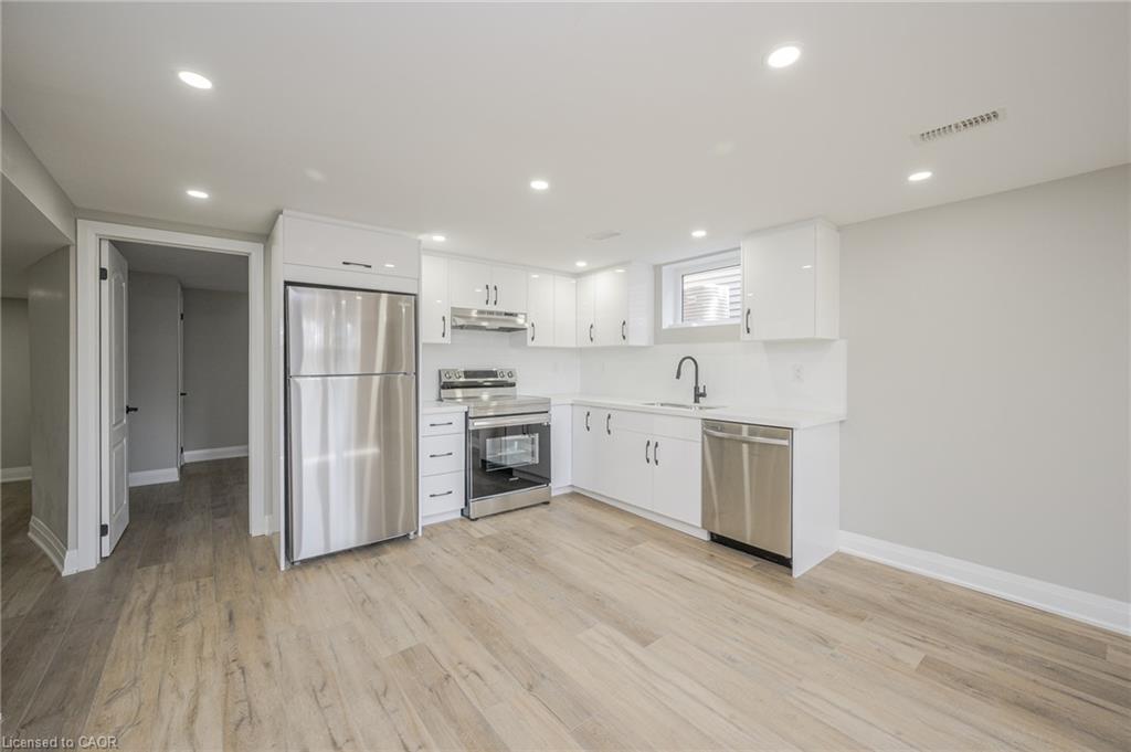 144 East 44th Street Property Photo 10