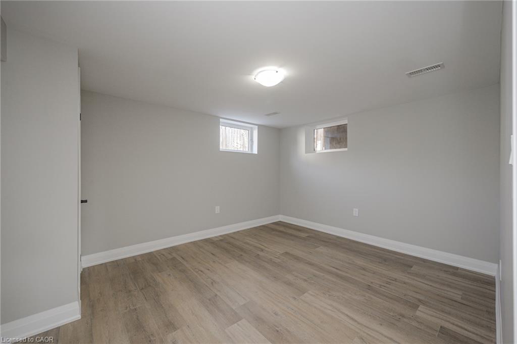 144 East 44th Street Property Photo 15