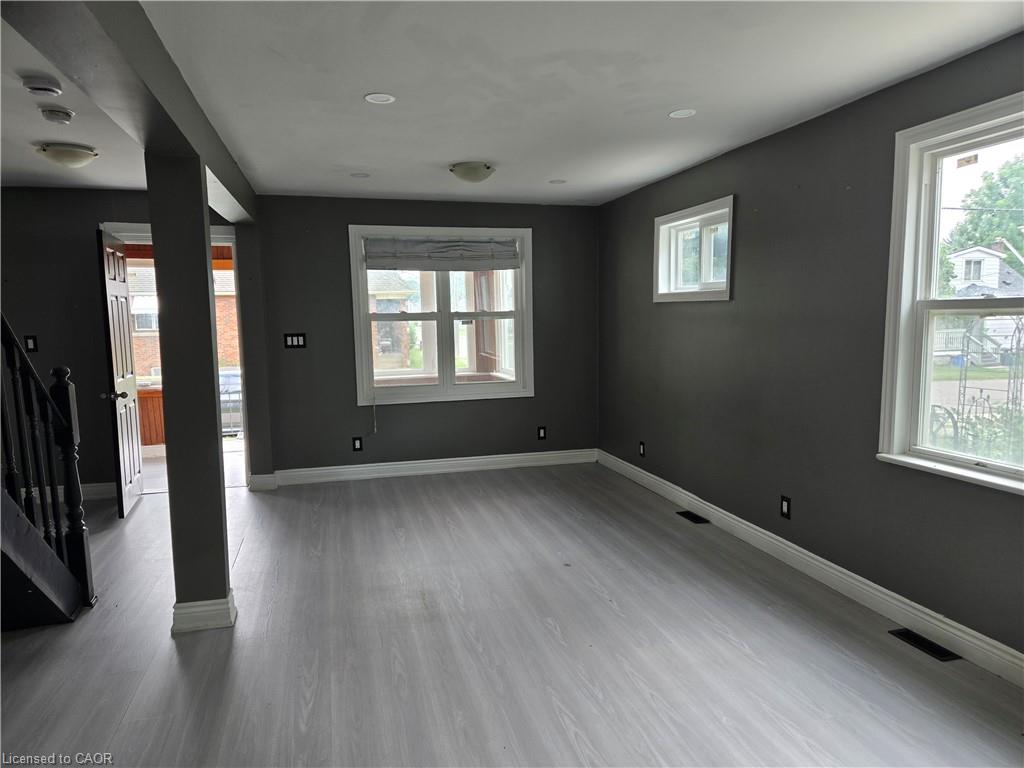 6269 Franklin Avenue Property Photo 4