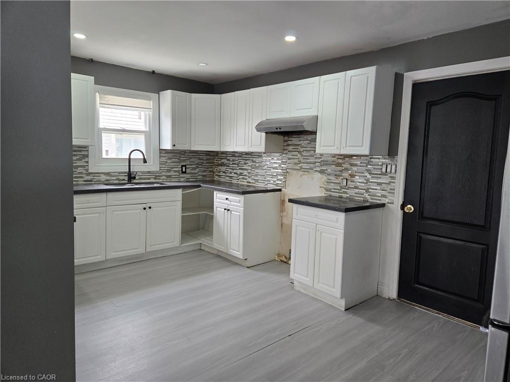 6269 Franklin Avenue Property Photo 13