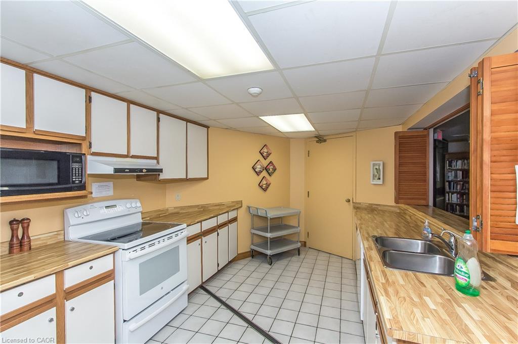 802-6 Willow Street Property Photo 44
