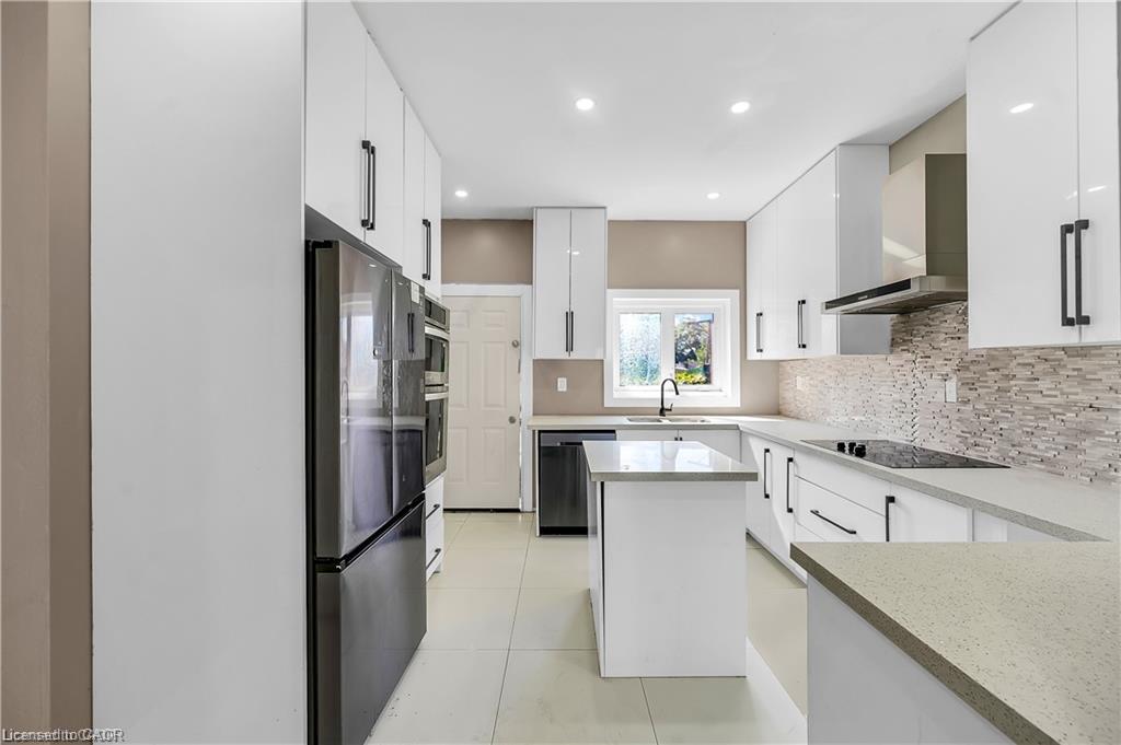 334 Cannon Street E Property Photo 10