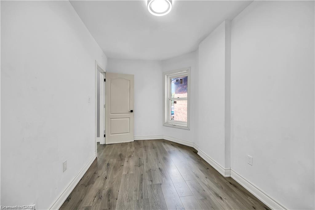 334 Cannon Street E Property Photo 23