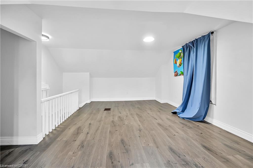 334 Cannon Street E Property Photo 32