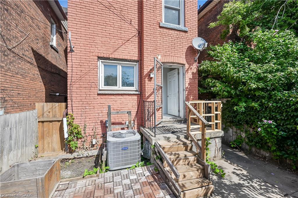 334 Cannon Street E Property Photo 36