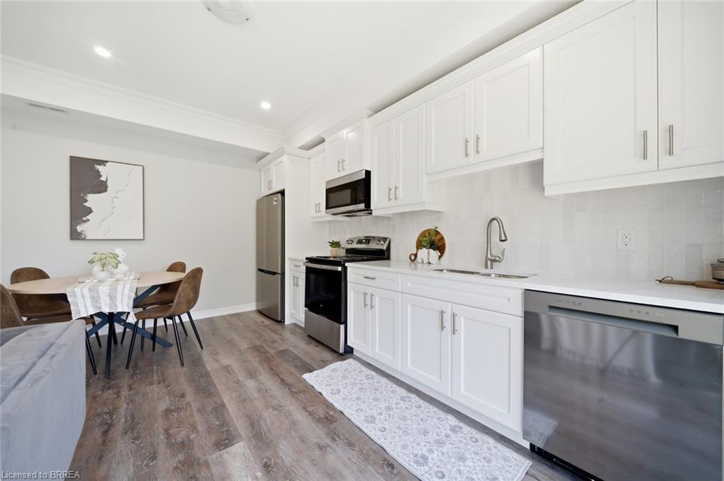 11 Ontario Street Property Photo 8