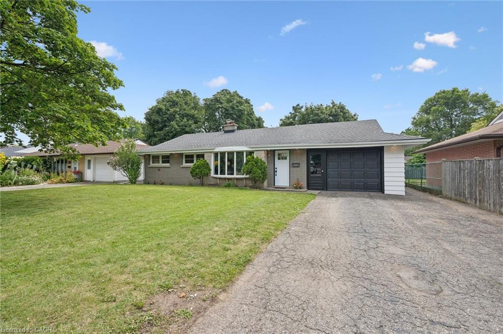 534 Bishop Street N Property Photo 1