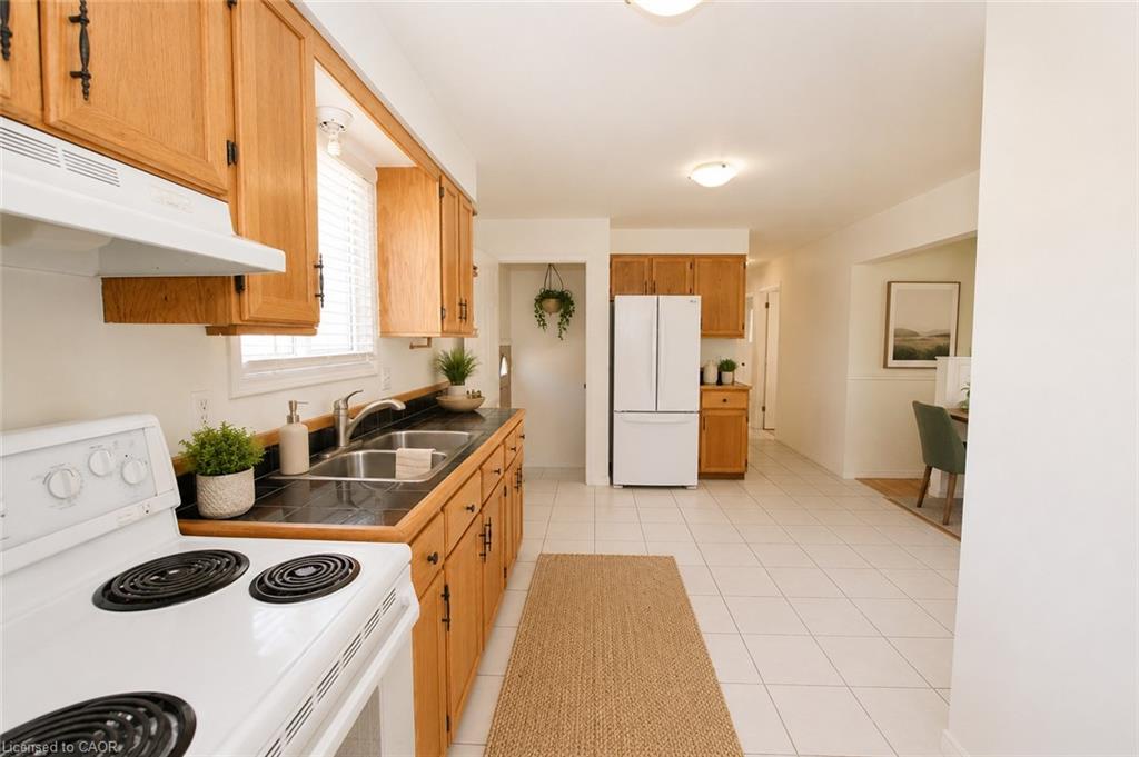 82 Elmwood Avenue Property Photo 10