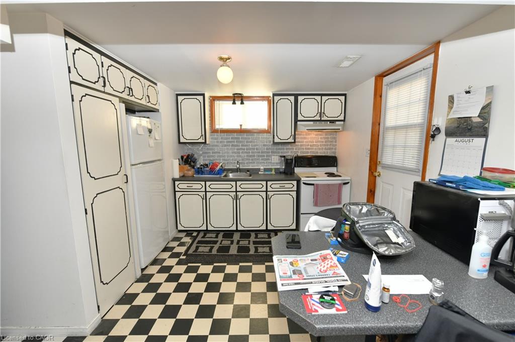 82 Elmwood Avenue Property Photo 21