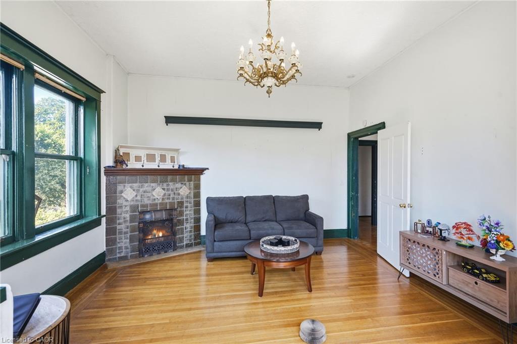 132 Emerald Street S Property Photo 35