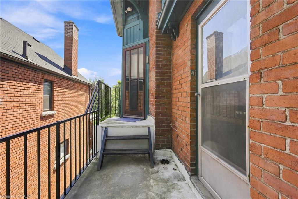 132 Emerald Street S Property Photo 42