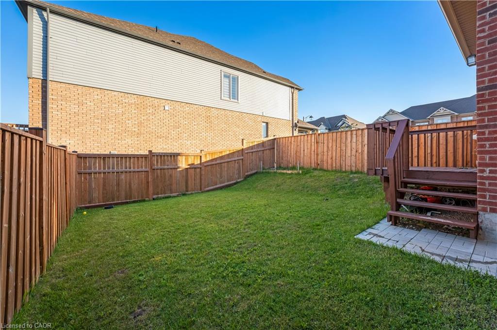 106 Haldimand Street Property Photo 42
