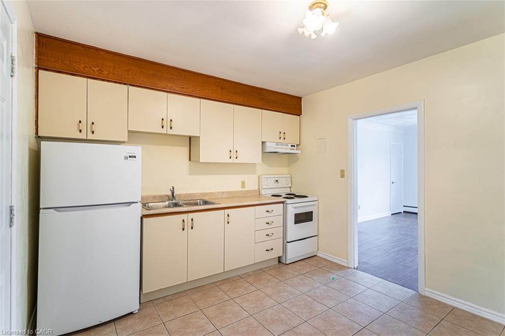 2-718 Ross Street Property Photo 6