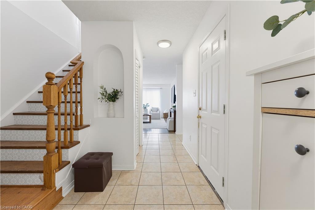 589 Mortimer Drive Property Photo 11