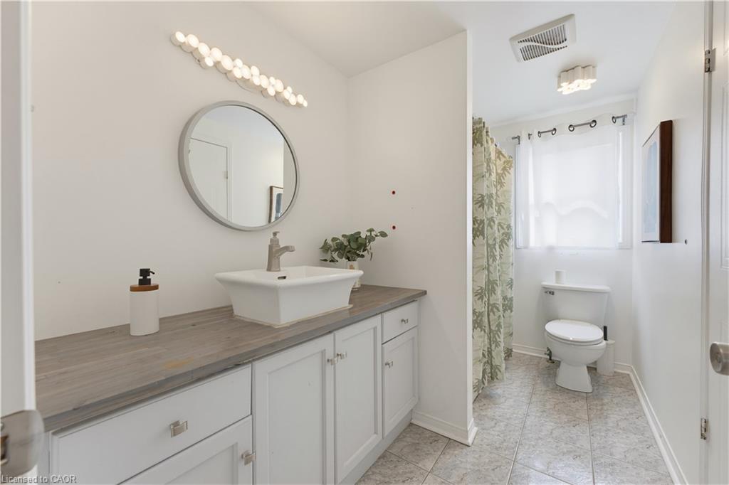 589 Mortimer Drive Property Photo 14