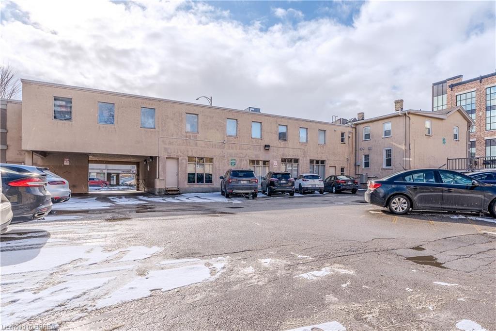 172 Dalhousie Street Unit 2 Property Photo 4