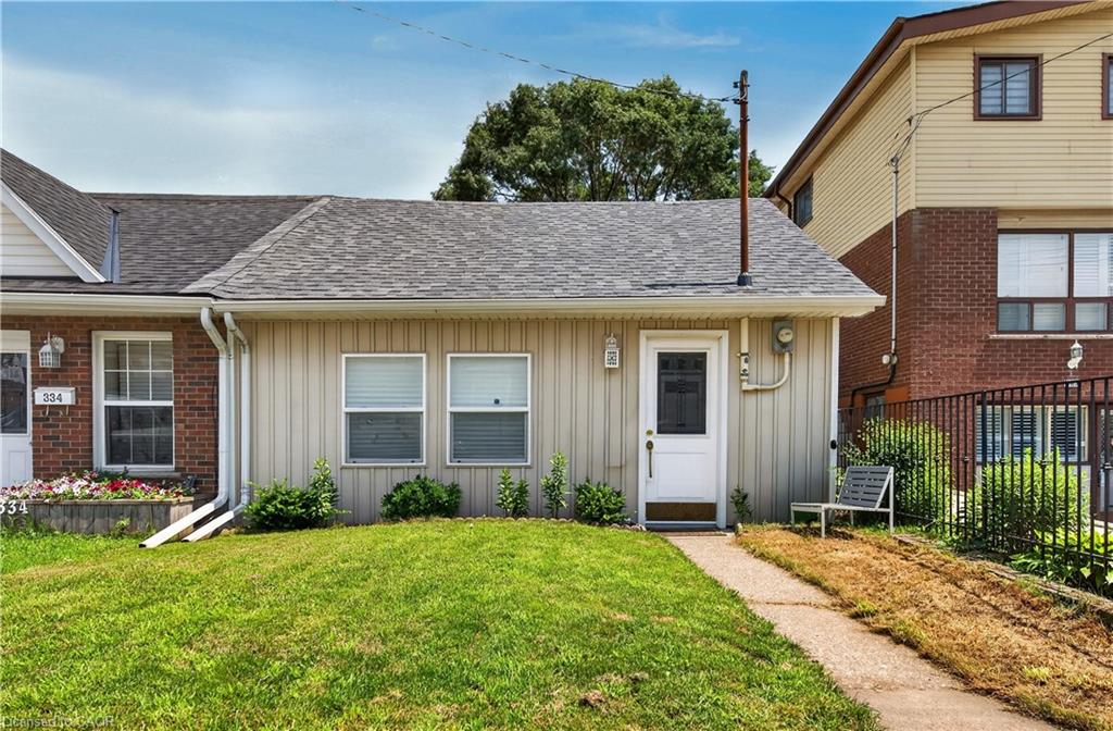 332 East Avenue N Property Photo 1