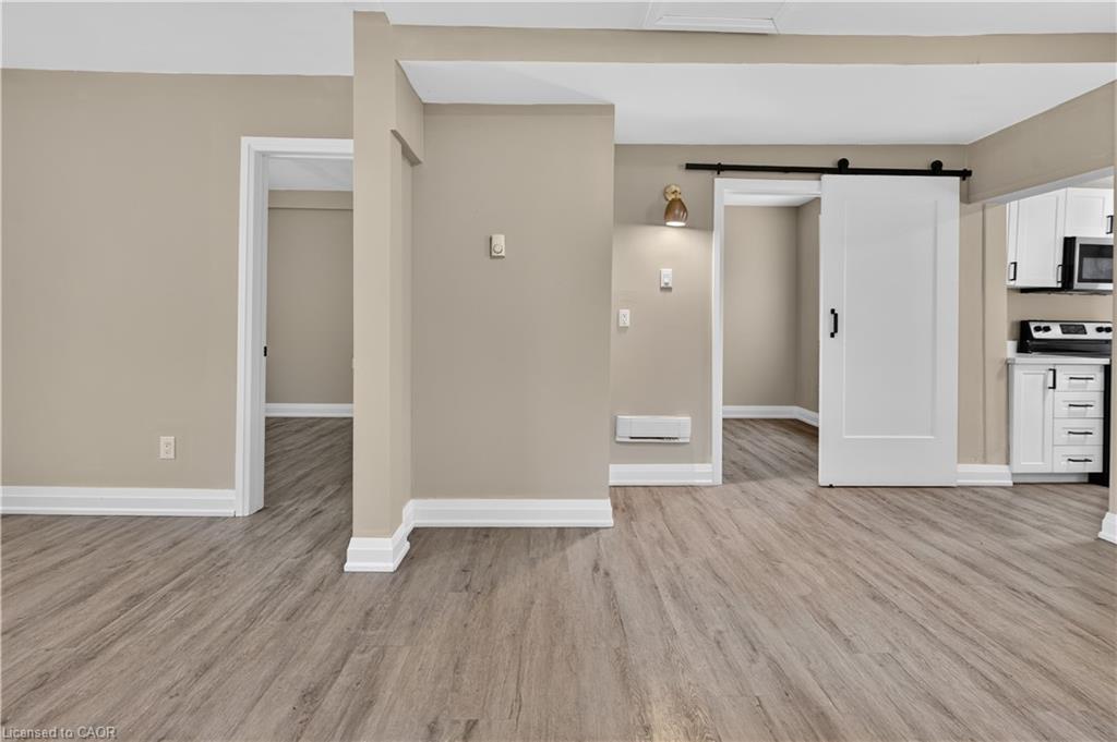 332 East Avenue N Property Photo 10