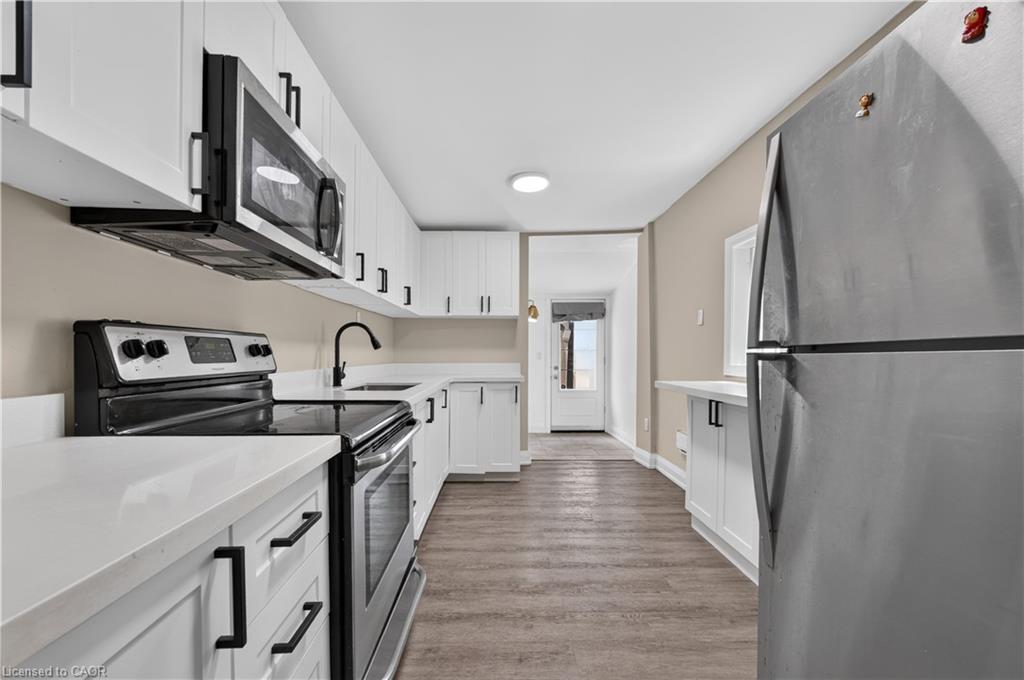 332 East Avenue N Property Photo 15