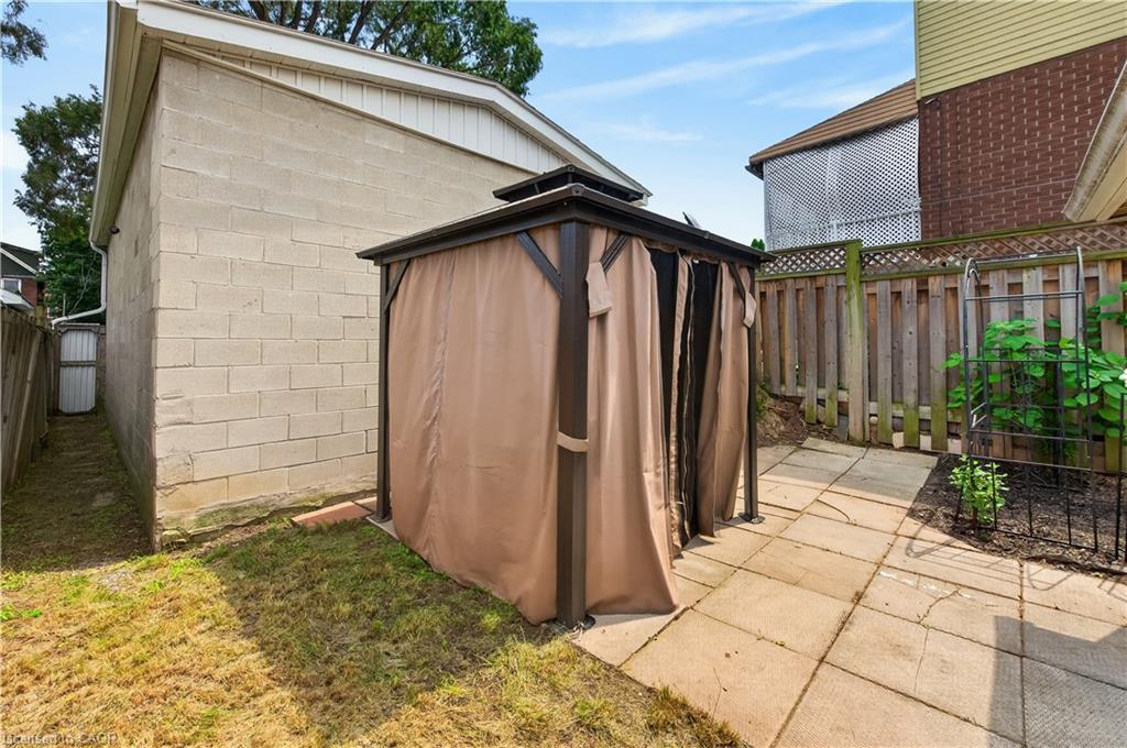 332 East Avenue N Property Photo 21