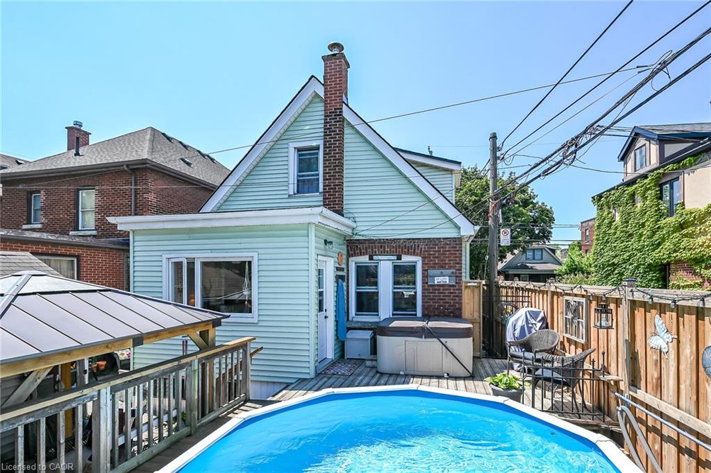 13 Paisley Avenue S Property Photo 44