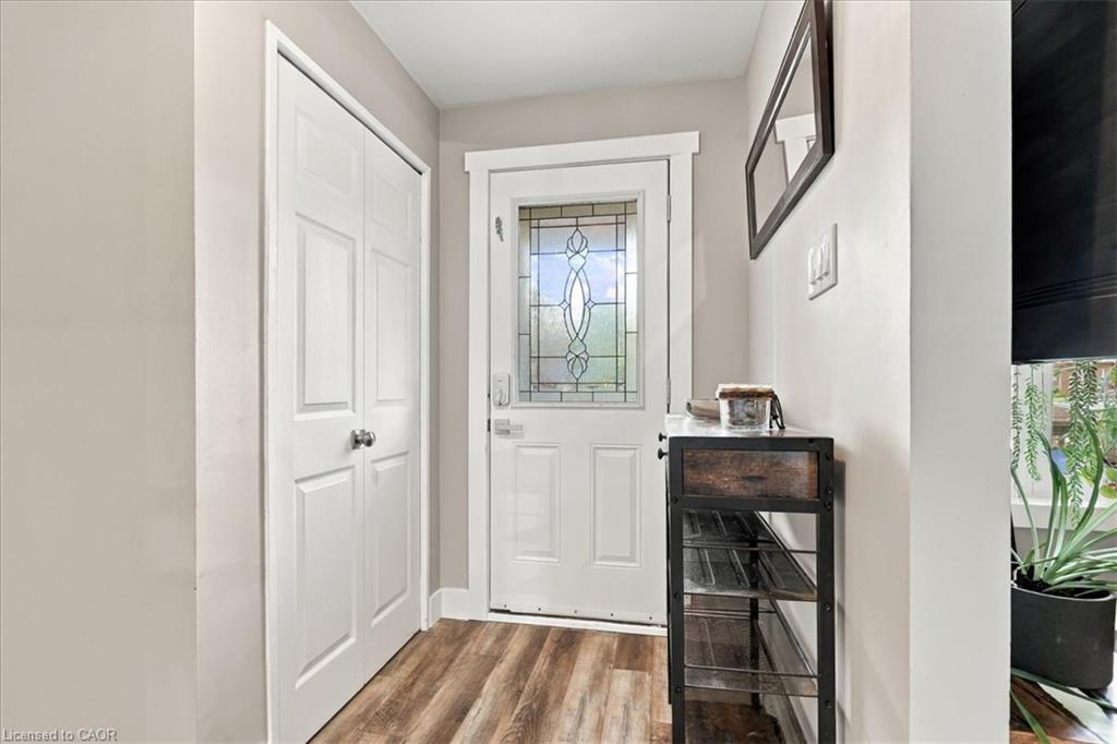 18 Forest Glen Court Property Photo 4