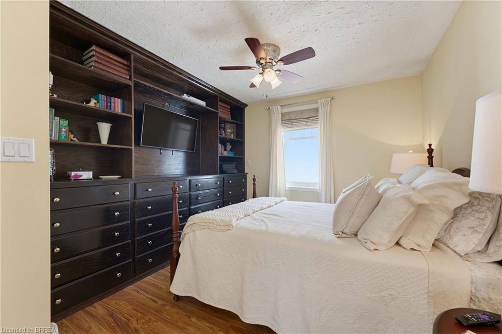 41 Banfield Street Property Photo 25