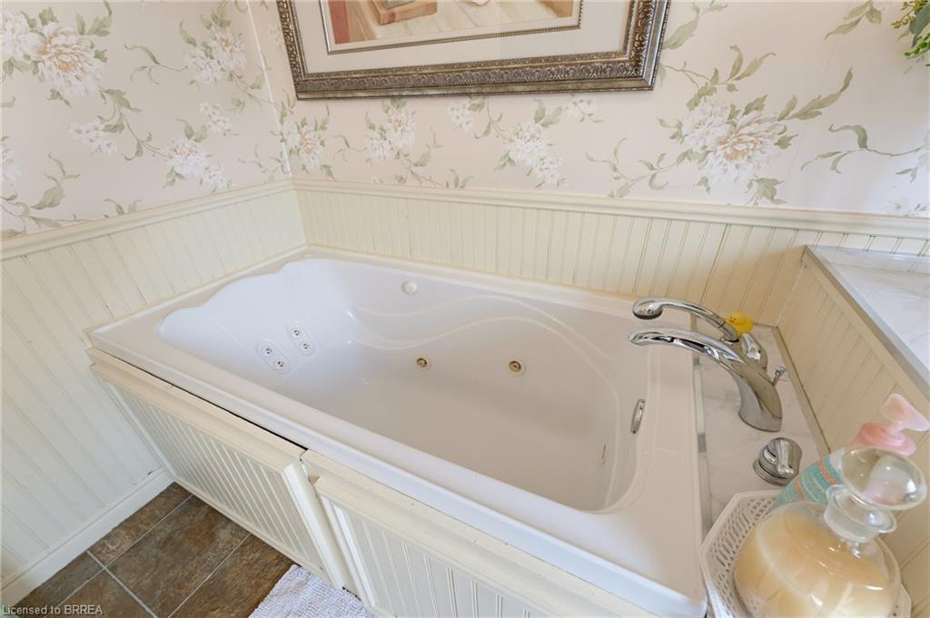 41 Banfield Street Property Photo 28