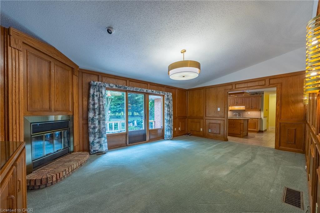 68 Royal Oak Drive Property Photo 14