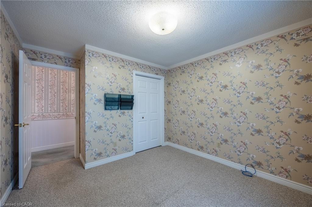 68 Royal Oak Drive Property Photo 16