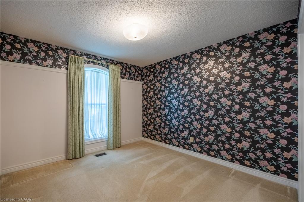 68 Royal Oak Drive Property Photo 17