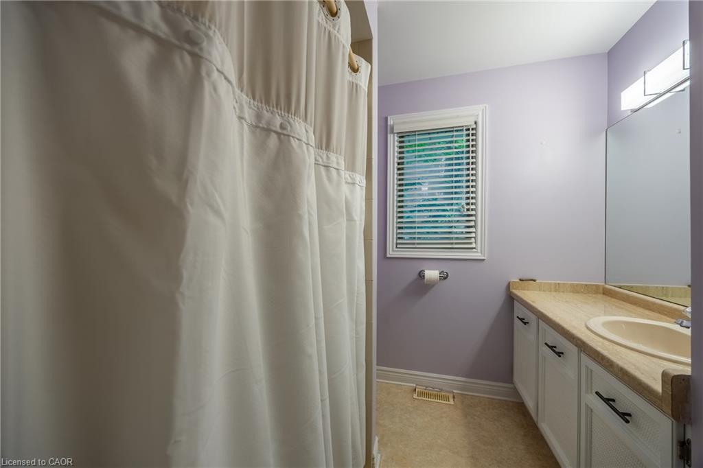 68 Royal Oak Drive Property Photo 24