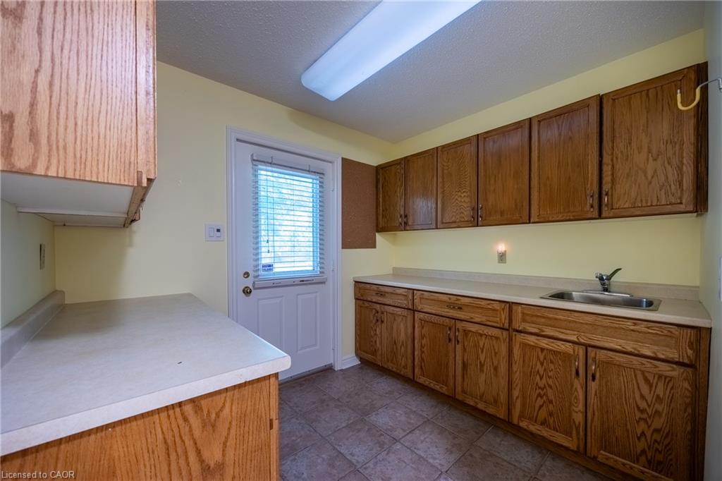 68 Royal Oak Drive Property Photo 27