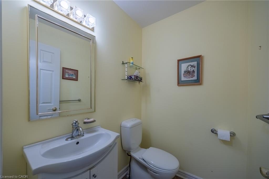 68 Royal Oak Drive Property Photo 28