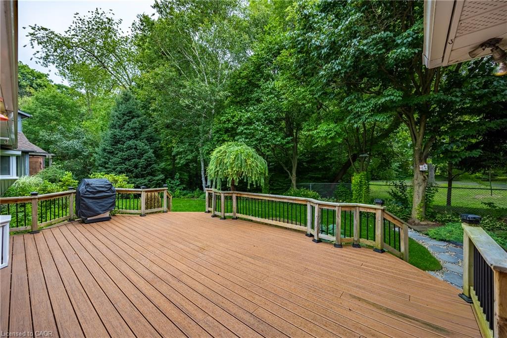 68 Royal Oak Drive Property Photo 37