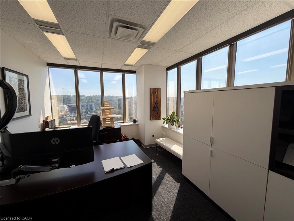 25 Main Street W Suite 2010 Property Photo 11