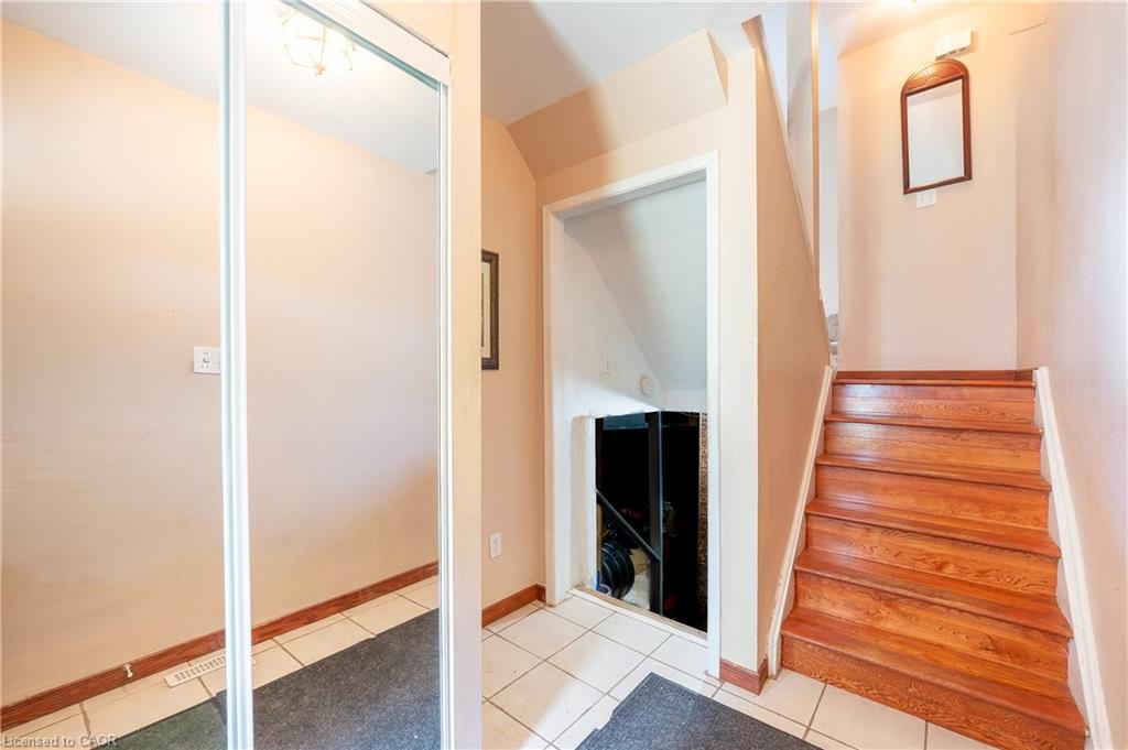 75-51 Paulander Drive Property Photo 3