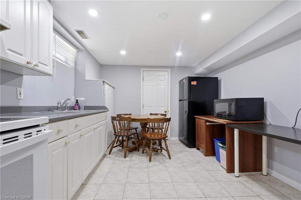 38 High Street Property Photo 7