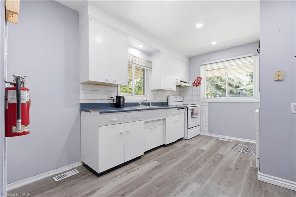 38 High Street Property Photo 17