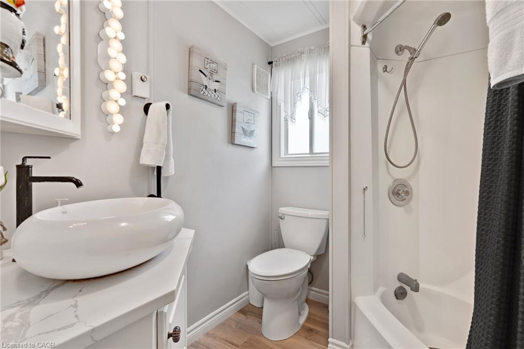 5 Willowdale Road Property Photo 10
