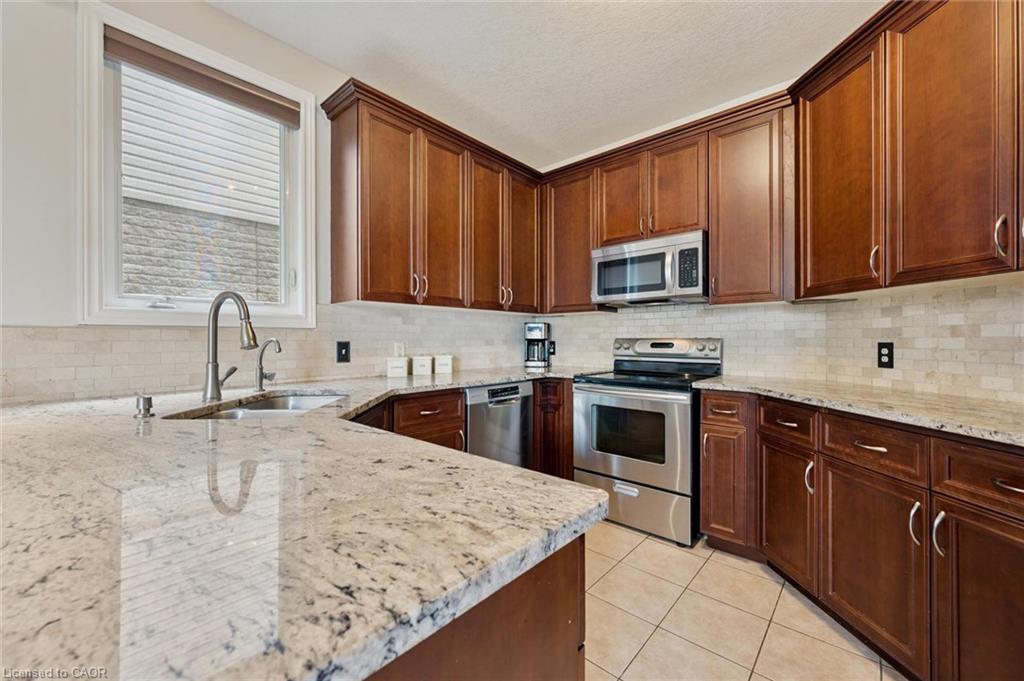 360 Red Osier Road Property Photo 14