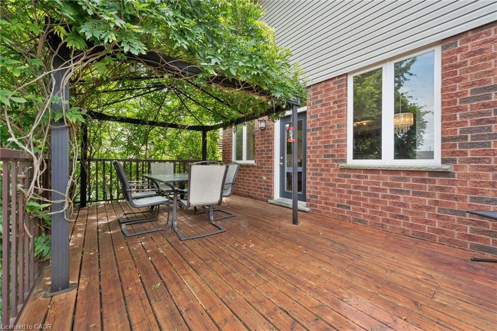 360 Red Osier Road Property Photo 16